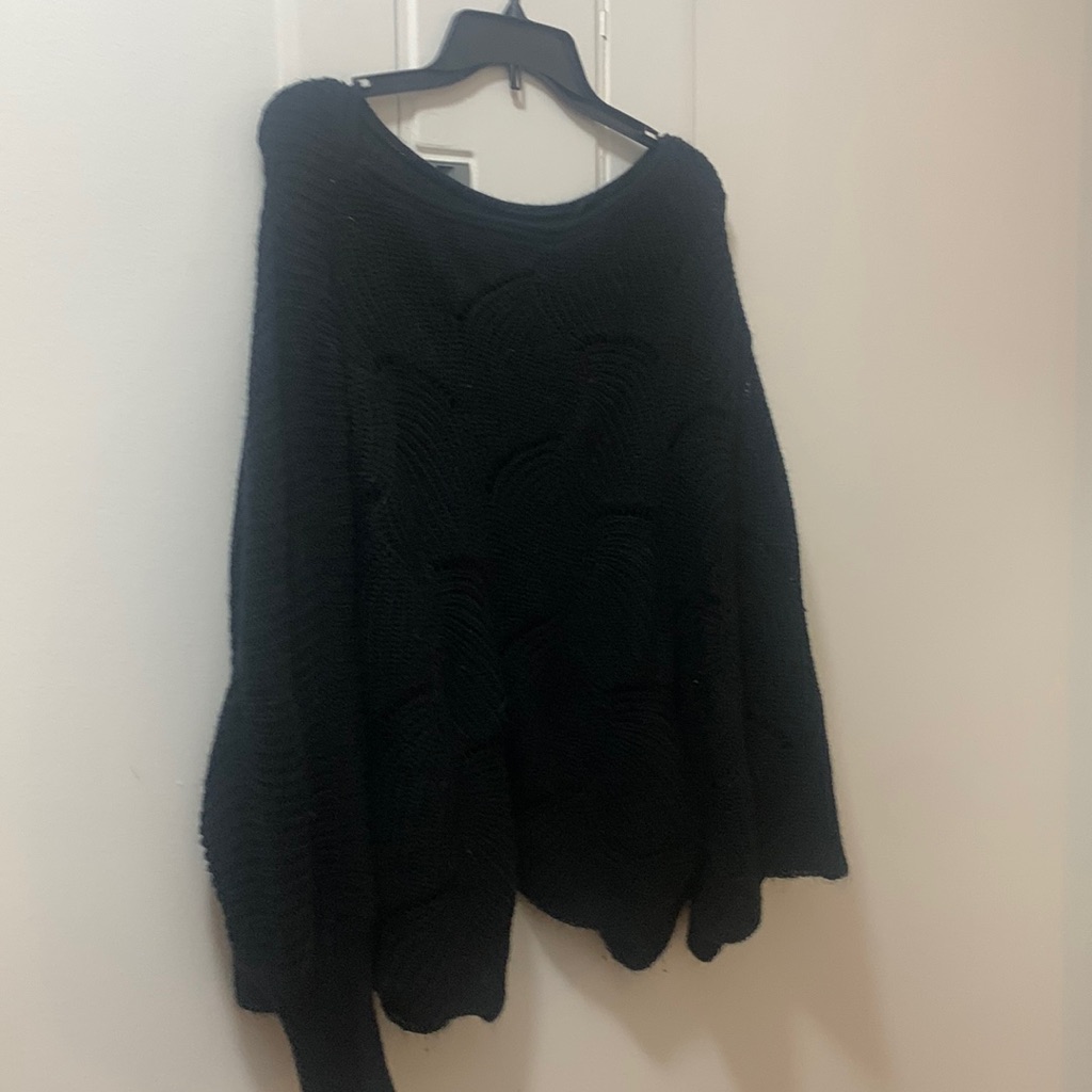 Scolloped Sweater- Light Weight